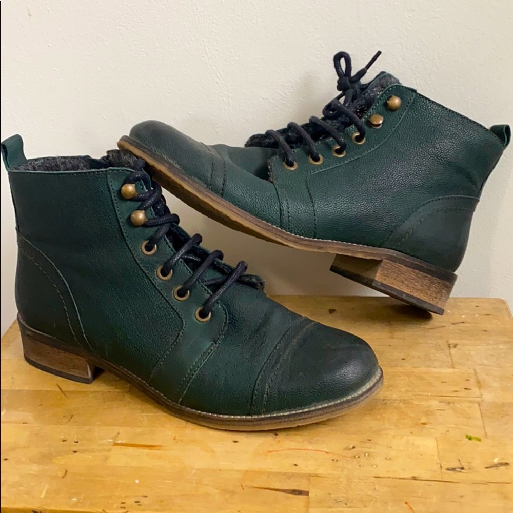 Unity In Diversity ankle boots